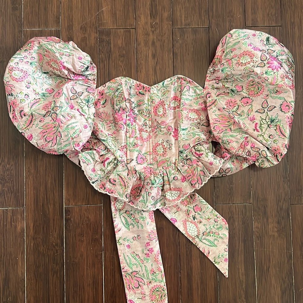 Hemant and Nandita Floral Crop Top - NWOT - Pink Puffed Shoulders